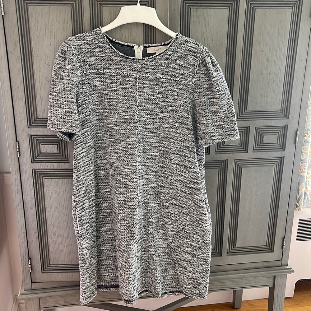 Loft used good condition L short sleeve tweed dress